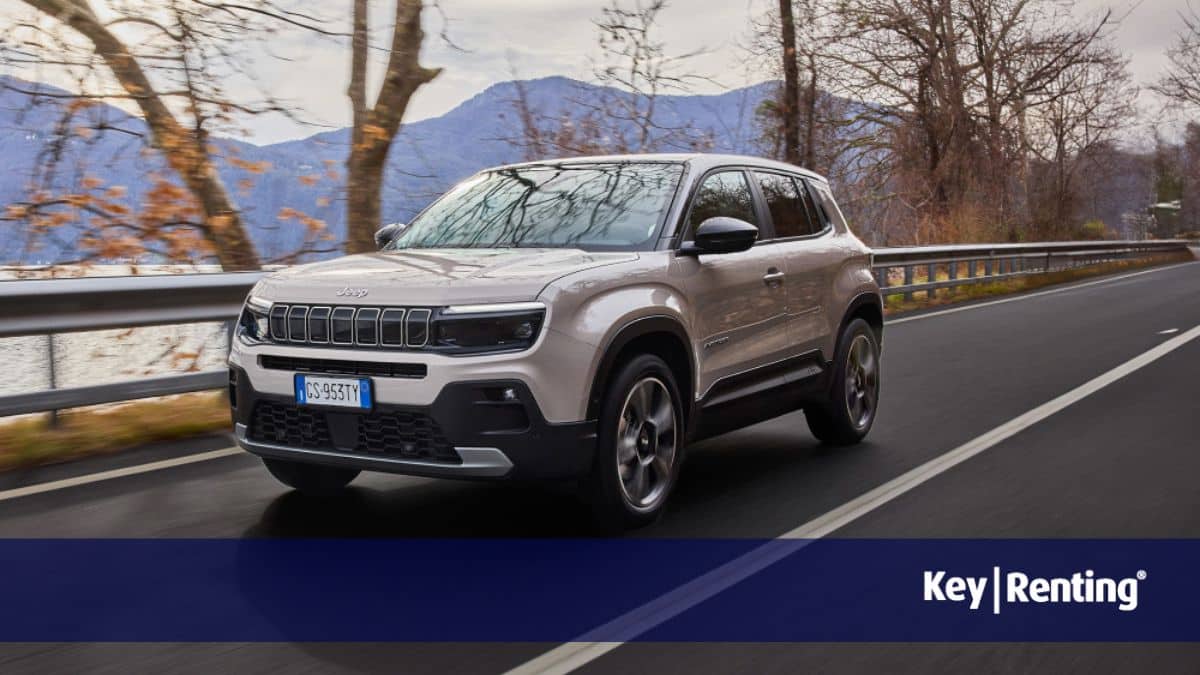 Jeep Avenger ibrida: noleggio a lungo termine